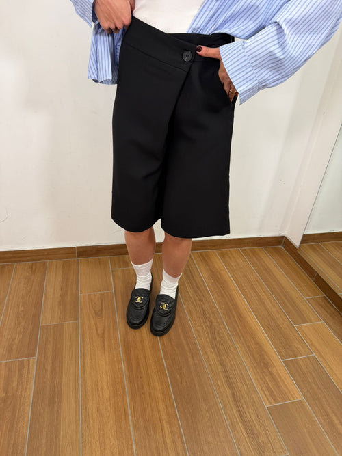 Bermuda Black Alice