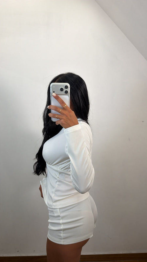 Coord-set Mara White