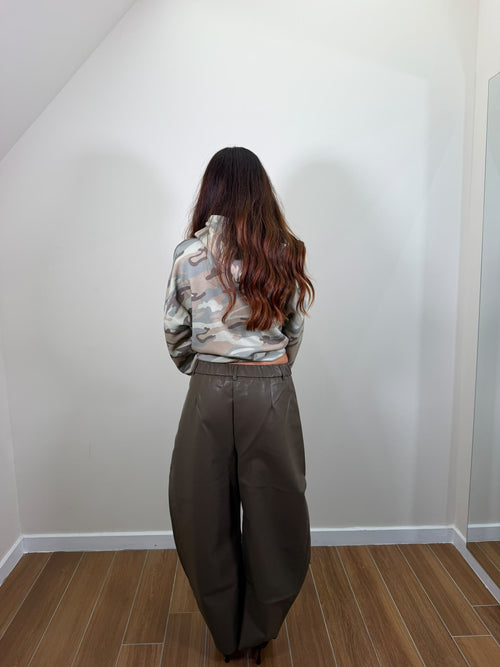Pantalone in ecopelle Kahki