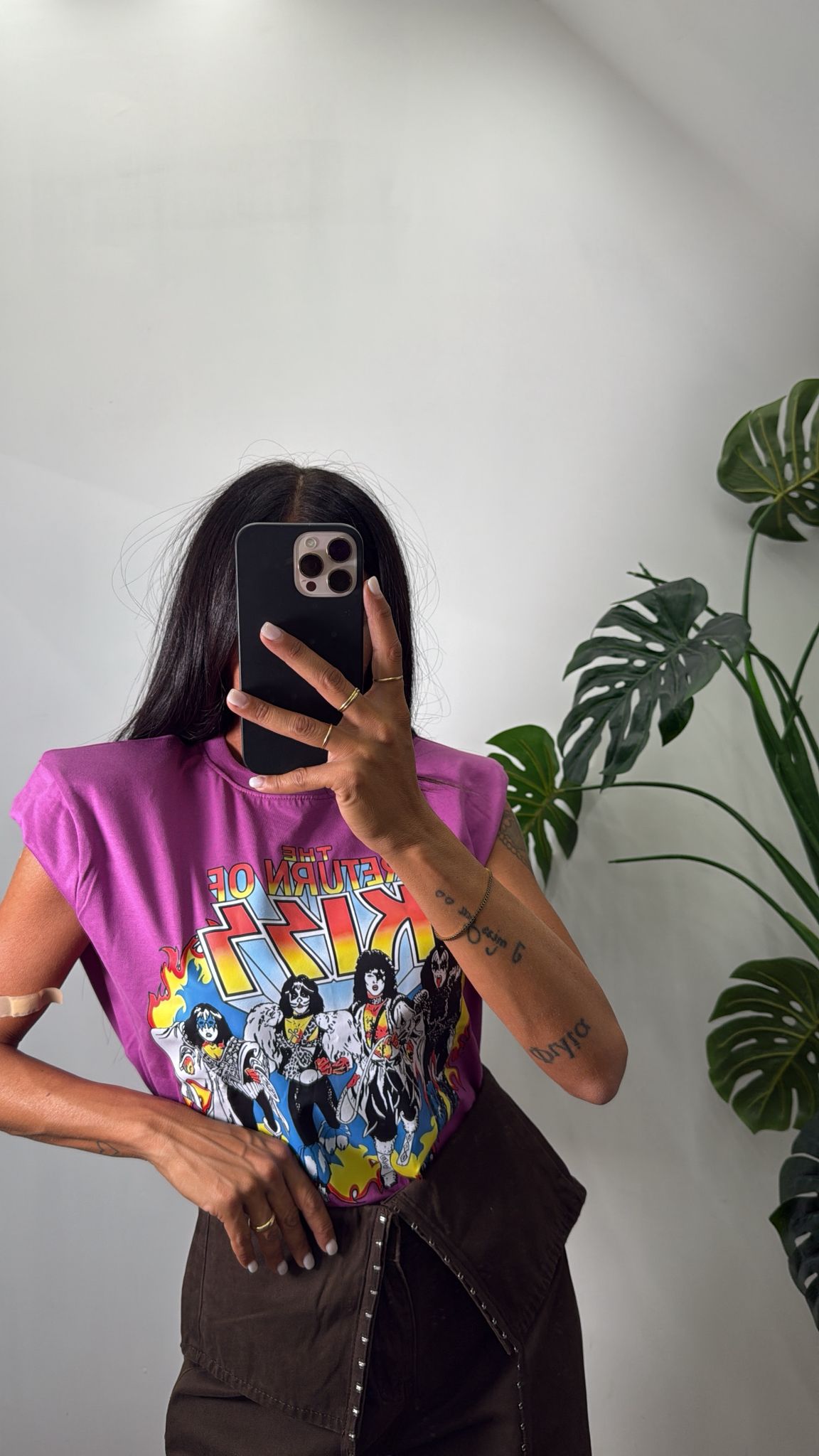 T-shirt Purple Kiss